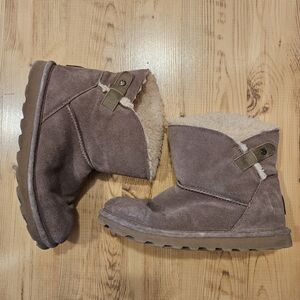 BearPaw Women's Shearling Boots